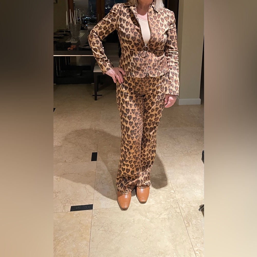 VINTAGE MOSCHINO PANTSUIT - Picture 3 of 16